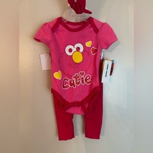 NWT Sesame Street Elmo Matching Set 0/3 Months